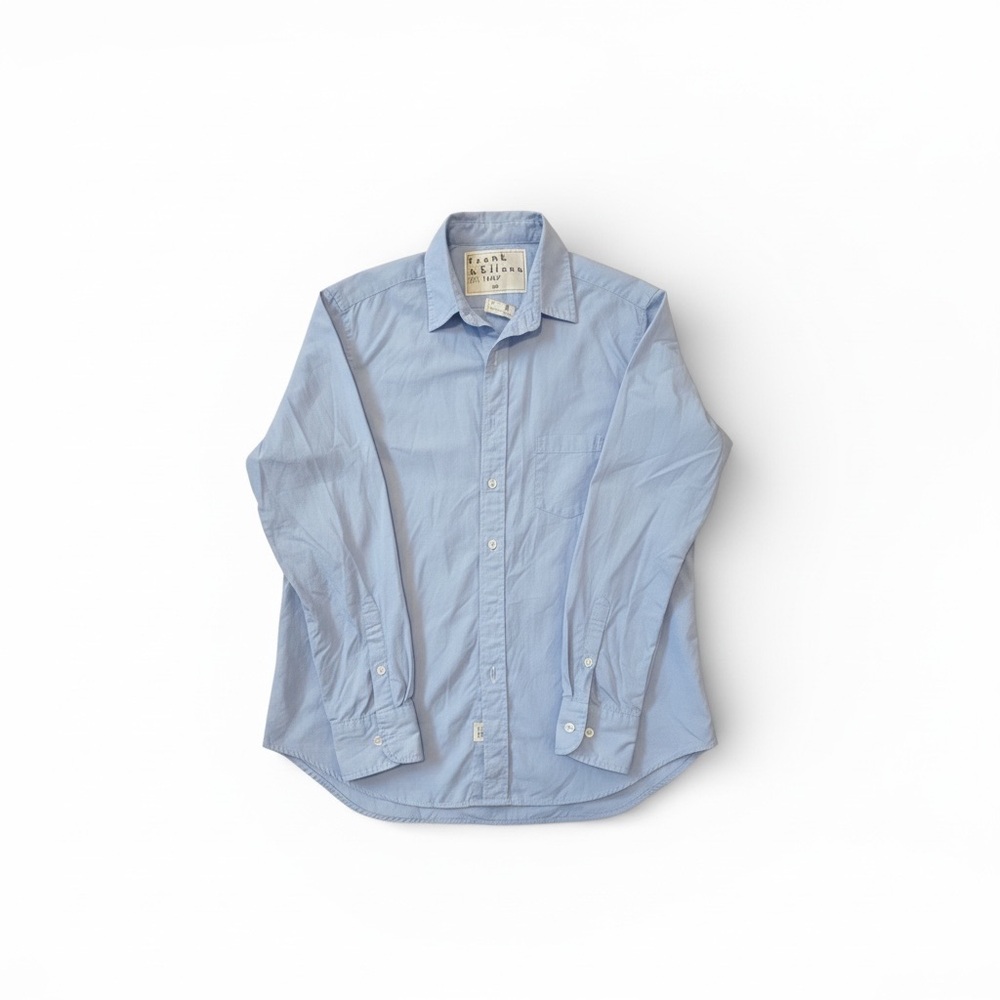 Frank & Eileen Women’s relaxed fit button up shirt powder blue size XS
